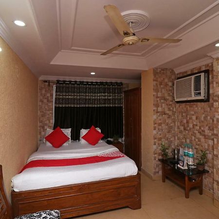 Oyo Flagship 16209 Hotel Ambar Palace Calcutta Calcutta Bara Bazar Eksteriør bilde