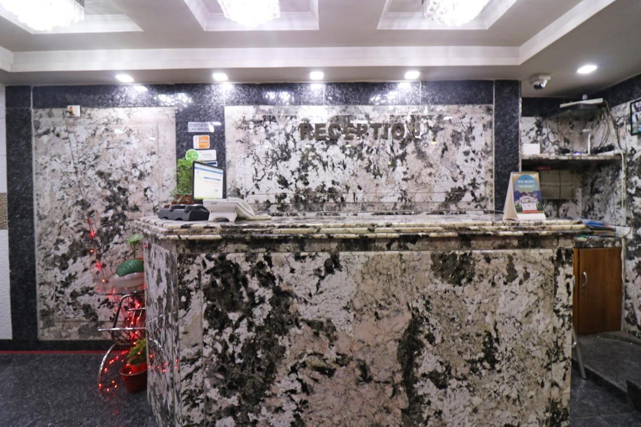 Oyo Flagship 16209 Hotel Ambar Palace Calcutta Calcutta Bara Bazar Eksteriør bilde